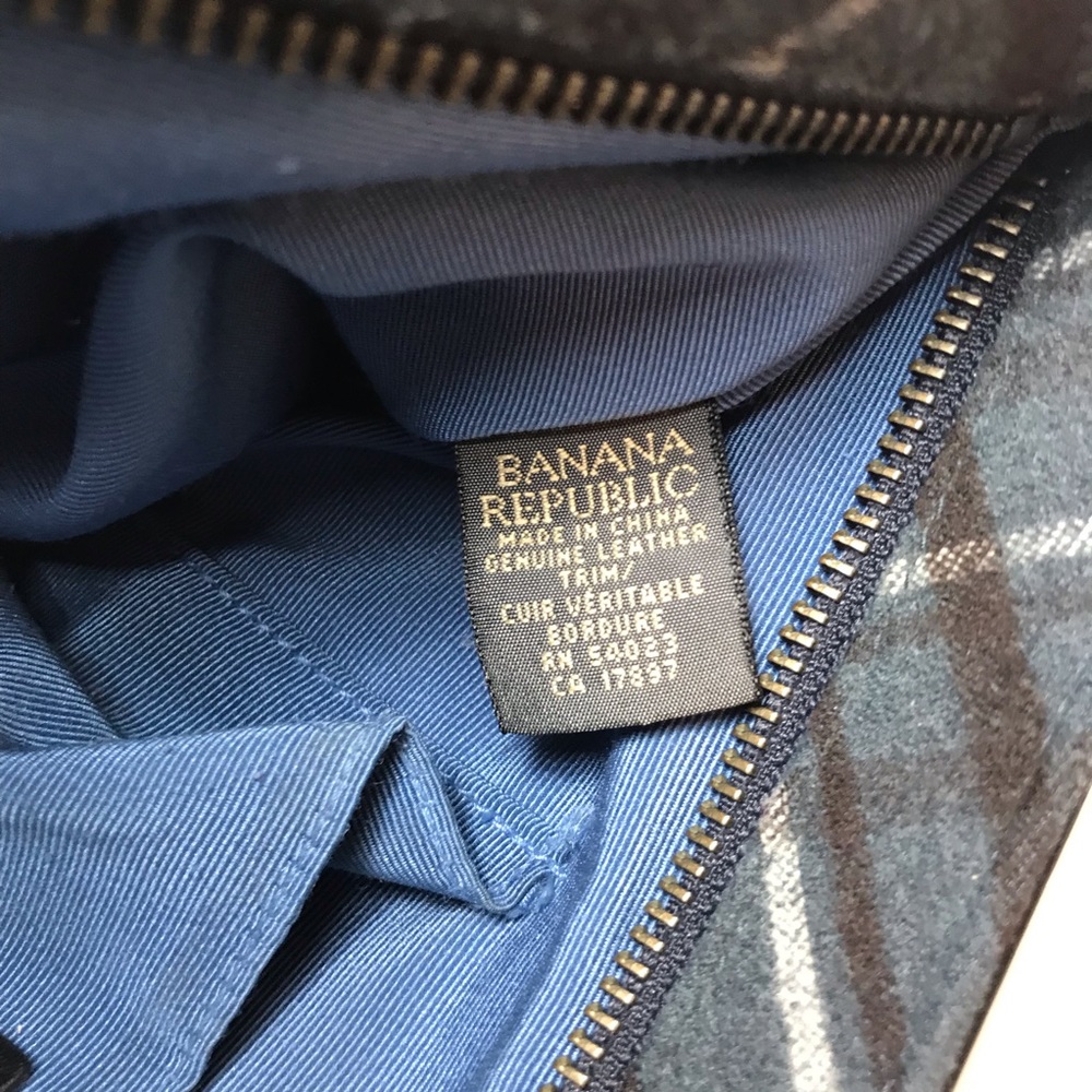 Reserved for Peony- Banana Republic leather trim plaid purse - Picture 6 of 8